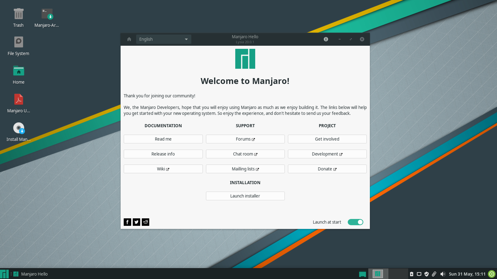 The live ISO welcome screen